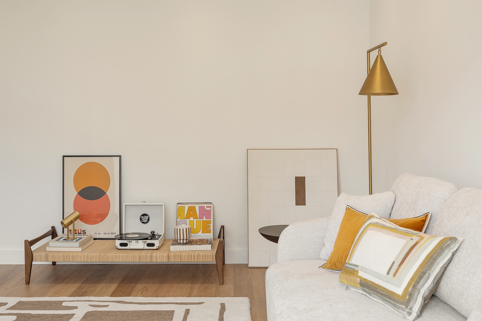 00011Staging_Factory_Av.Visconde_Valmor_35