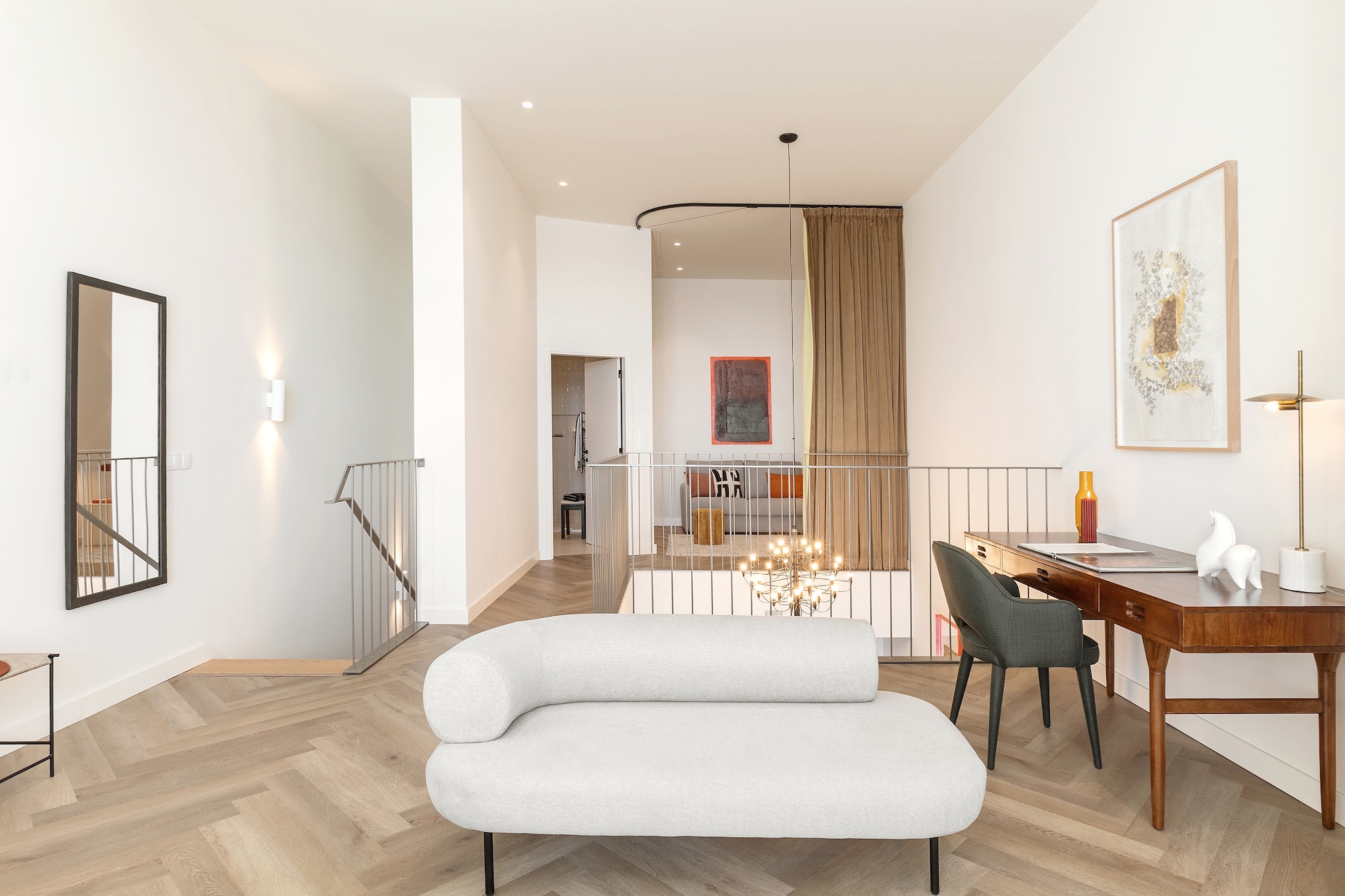 00040Staging-Factory-Upon-Mundet-Seixal