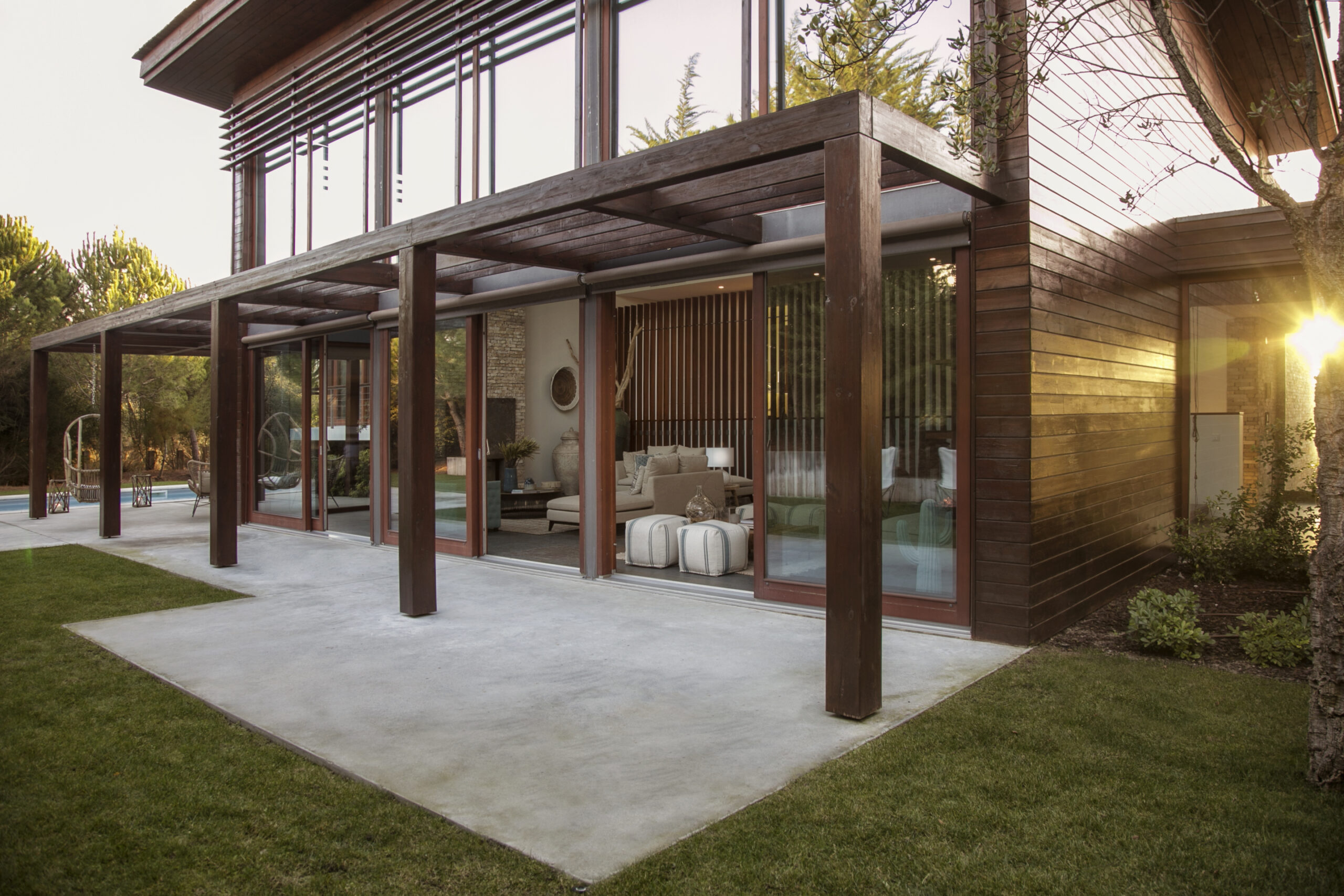 63_TroiaResort_Home_Staging_Factory