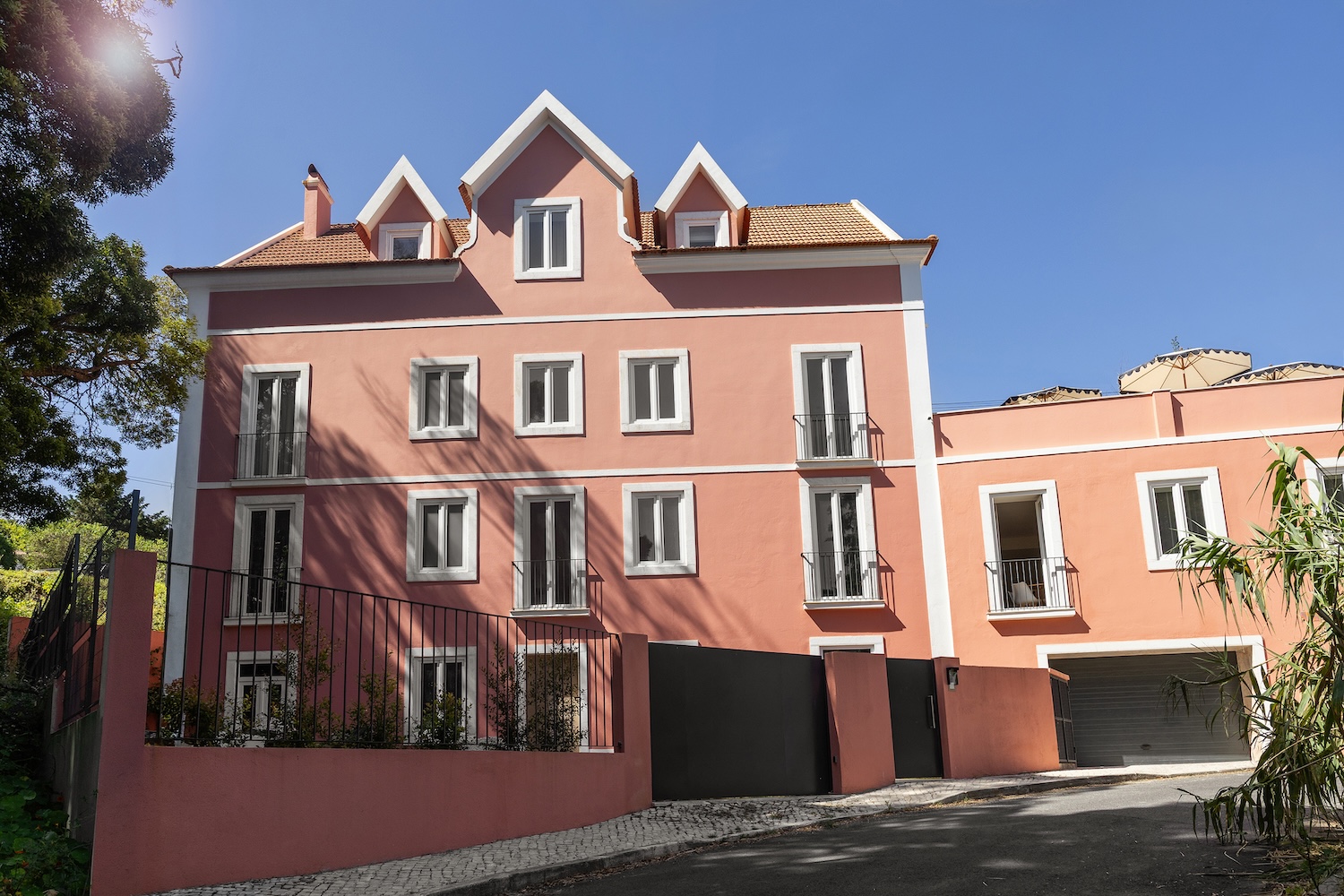 00085Staging-Factory_Chalet_sintra